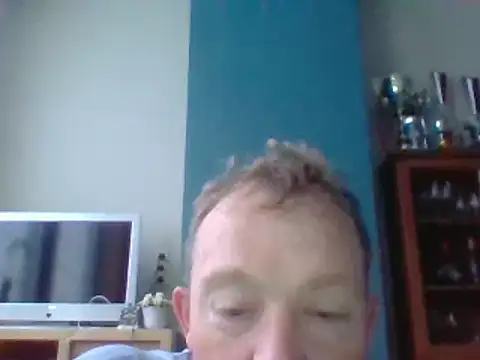 Snapshot of bertolini chatting on December 2, 7:58 am bertolini online show from December 2, 7:58 am