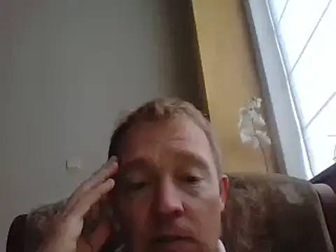 Snapshot of bertolini chatting on December 14, 2:10 pm bertolini online show from December 14, 2:10 pm