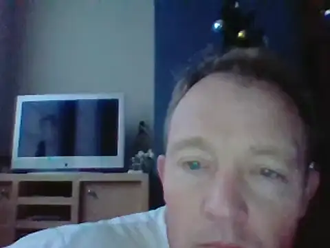 Snapshot of bertolini chatting on December 16, 7:48 am bertolini online show from December 16, 7:48 am