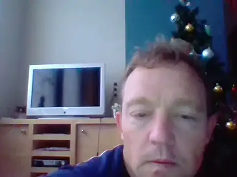 Snapshot of bertolini chatting on December 24, 8:22 am bertolini online show from December 24, 8:22 am