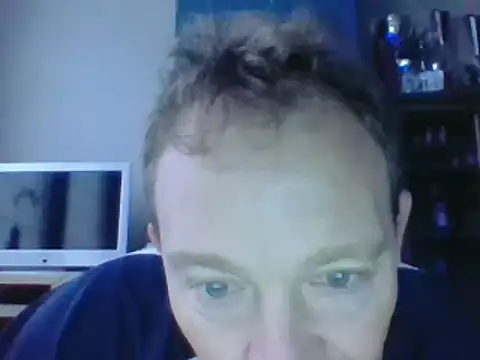 Snapshot of bertolini chatting on December 25, 9:13 am bertolini online show from December 25, 9:13 am