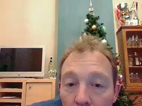 Snapshot of bertolini chatting on January 1, 4:50 pm bertolini online show from January 1, 4:50 pm