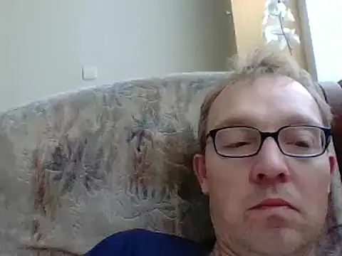 Snapshot of bertolini chatting on January 3, 9:25 am bertolini online show from January 3, 9:25 am