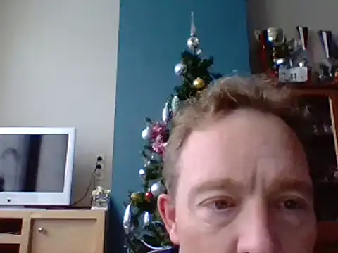 Snapshot of bertolini chatting on January 4, 9:00 am bertolini online show from January 4, 9:00 am