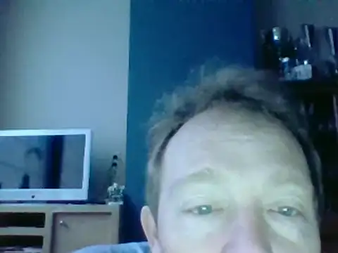 Snapshot of bertolini chatting on February 9, 7:38 am bertolini online show from February 9, 7:38 am