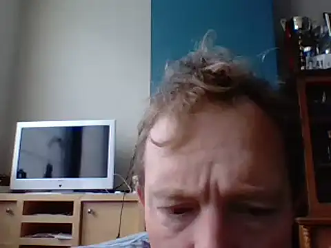 Snapshot of bertolini chatting on February 15, 8:11 am bertolini online show from February 15, 8:11 am