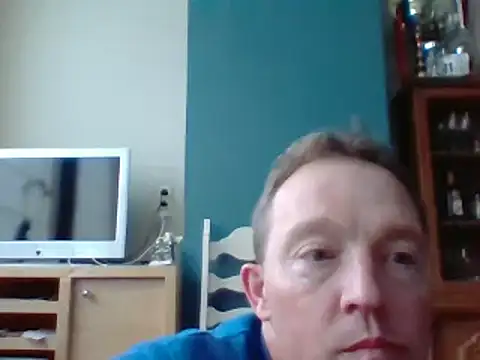 Snapshot of bertolini chatting on March 3, 5:07 pm bertolini online show from March 3, 5:07 pm