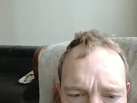 Snapshot of bertolini chatting on March 12, 7:35 am bertolini online show from March 12, 7:35 am