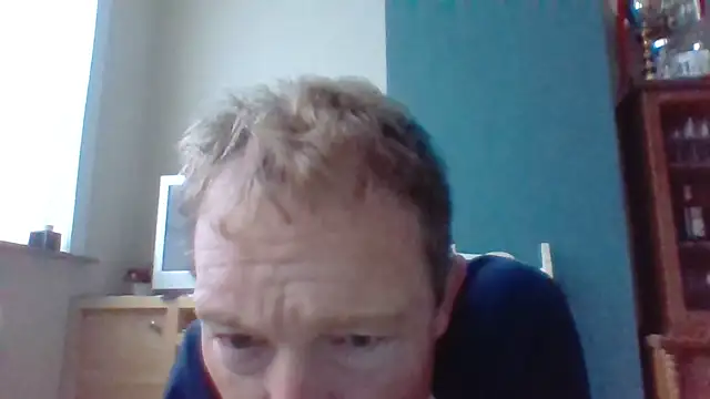 Snapshot of bertolini chatting on October 7, 6:32 am bertolini online show from October 7, 6:32 am