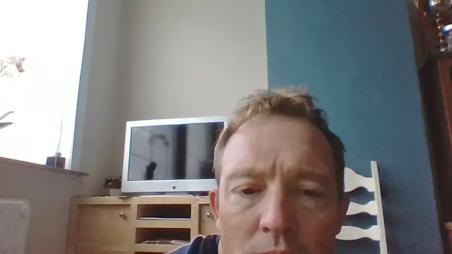 Snapshot of bertolini chatting on October 8, 6:33 am bertolini online show from October 8, 6:33 am