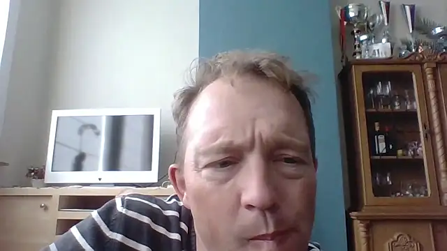 Snapshot of bertolini chatting on October 14, 2:07 pm bertolini online show from October 14, 2:07 pm