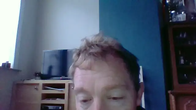 Snapshot of bertolini chatting on October 23, 6:45 am bertolini online show from October 23, 6:45 am