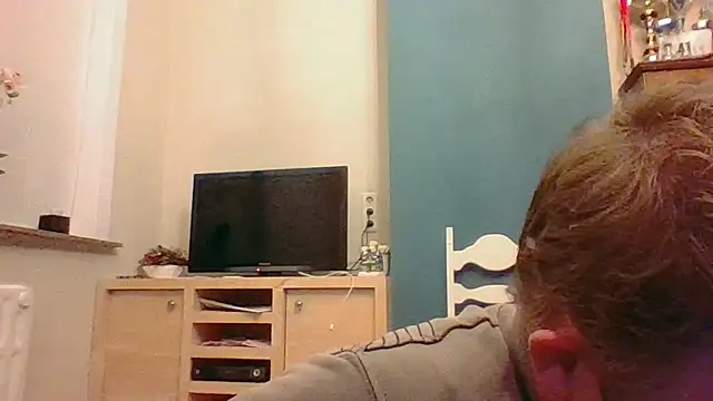 Snapshot of bertolini chatting on October 28, 6:32 pm bertolini online show from October 28, 6:32 pm