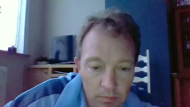 Snapshot of bertolini chatting on November 15, 3:30 pm bertolini online show from November 15, 3:30 pm