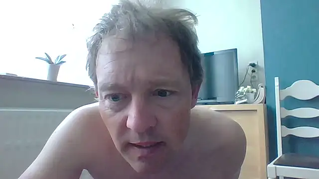 Snapshot of bertolini chatting on May 2, 7:02 am bertolini online show from May 2, 7:02 am