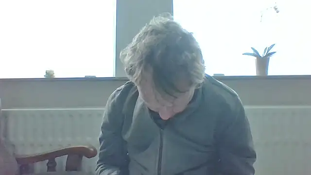 Snapshot of bertolini chatting on May 12, 1:08 pm bertolini online show from May 12, 1:08 pm
