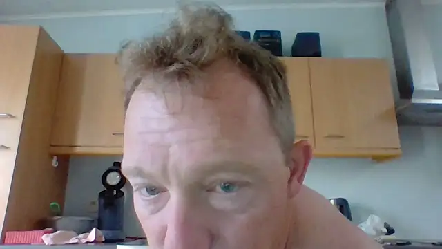 Snapshot of bertolini chatting on May 24, 4:50 am bertolini online show from May 24, 4:50 am