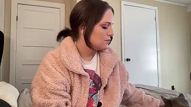 sexylilly69 online show from February 14, 9:32 pm