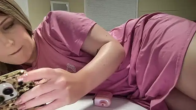 sexylilly69 online show from March 1, 4:15 am