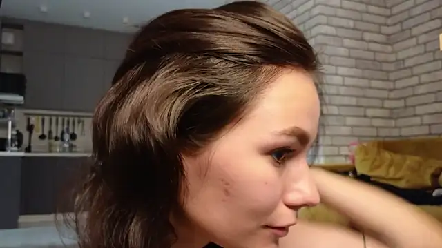 girl with snaketatto0 online show from December 28, 7:33 am