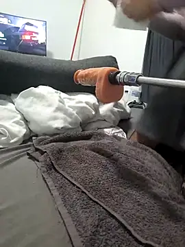 Snapshot of aprilexx chatting on February 13, 3:30 pm aprilexx online show from February 13, 3:30 pm