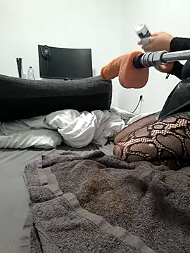 Snapshot of aprilexx chatting on March 12, 4:13 pm aprilexx online show from March 12, 4:13 pm