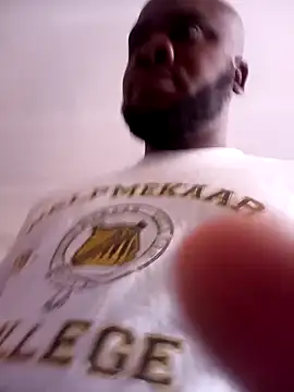 Snapshot of spopo619 chatting on February 2, 12:59 pm spopo619 online show from February 2, 12:59 pm