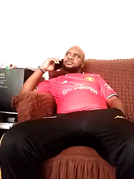 Snapshot of spopo619 chatting on February 15, 8:13 am spopo619 online show from February 15, 8:13 am