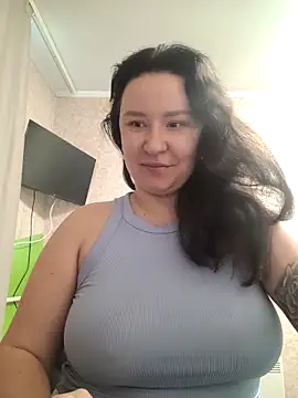 Snapshot of AlexaLexie chatting on November 13, 9:41 am AlexaLexie online show from November 13, 9:41 am