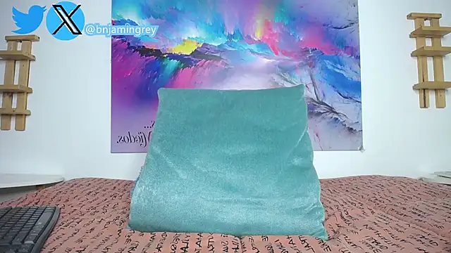 Benjamingreyxh online show from November 18, 8:13 pm