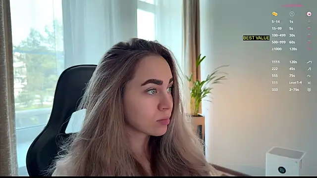 Snapshot of hotexclusive_ chatting on October 3, 7:49 am hotexclusive  online show from October 3, 7:49 am