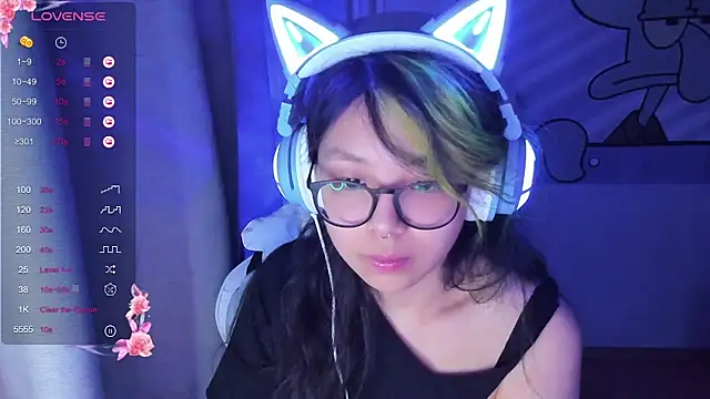 Snapshot of maydaykimmy chatting on January 16, 10:12 pm maydaykimmy online show from January 16, 10:12 pm