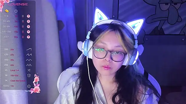 Snapshot of maydaykimmy chatting on February 18, 8:58 pm maydaykimmy online show from February 18, 8:58 pm