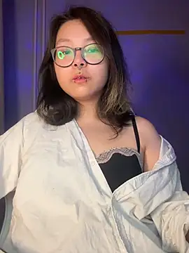 Snapshot of maydaykimmy chatting on July 5, 10:39 pm maydaykimmy online show from July 5, 10:39 pm