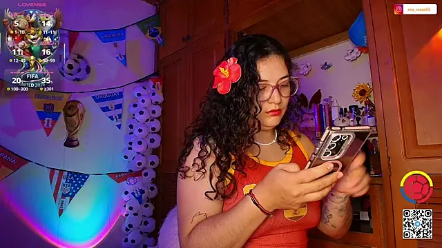 Snapshot of eva_rosse69 chatting on June 26, 12:20 pm eva rosse69 online show from June 26, 12:20 pm