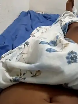 Snapshot of karolgree chatting on October 27, 11:25 am karolgree online show from October 27, 11:25 am