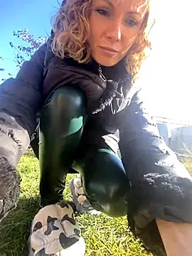 Anita-Smith online show from October 31, 7:42 am