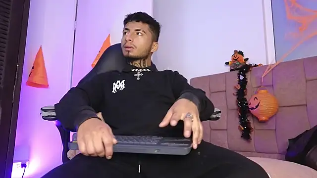 JuanCamiilo 66 online show from November 5, 2:55 am