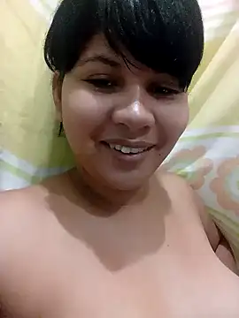 Snapshot of Yara0k chatting on January 13, 11:30 am Yara0k online show from January 13, 11:30 am