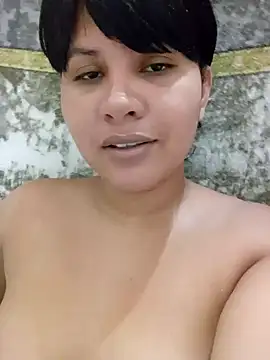 Snapshot of Yara0k chatting on January 13, 10:35 pm Yara0k online show from January 13, 10:35 pm