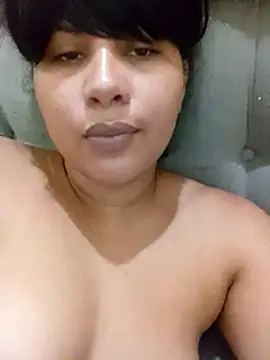 Snapshot of Yara0k chatting on February 11, 12:16 pm Yara0k online show from February 11, 12:16 pm