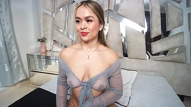 Natalyefoster online show from December 26, 10:20 pm