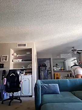 honeeyyy pot online show from September 19, 4:18 pm