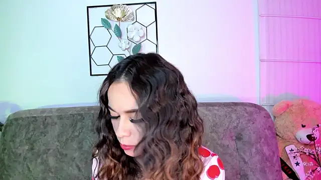 summer holiday online show from March 13, 9:10 am