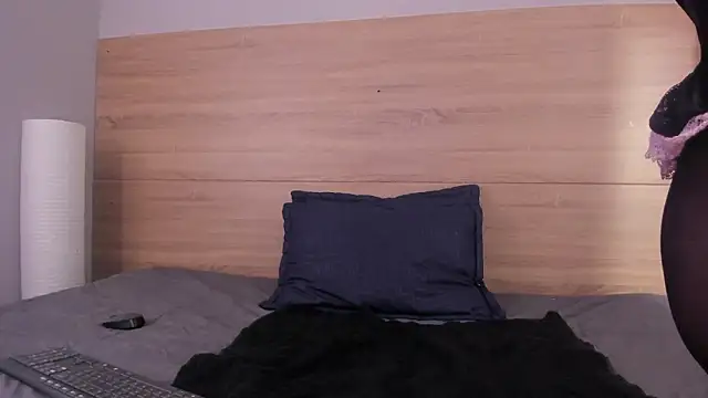 bulma bambina  online show from March 12, 8:26 pm