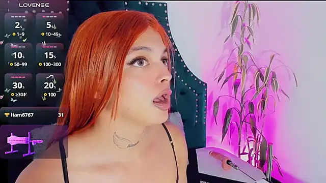 Emmaa Saenz  online show from February 13, 2:01 am