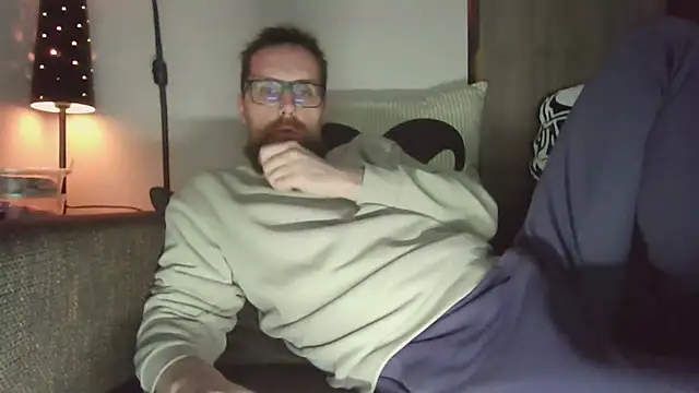 Snapshot of MeSteff chatting on March 20, 7:46 pm MeSteff online show from March 20, 7:46 pm