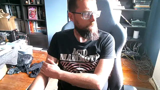 Snapshot of MeSteff chatting on October 10, 1:32 pm MeSteff online show from October 10, 1:32 pm