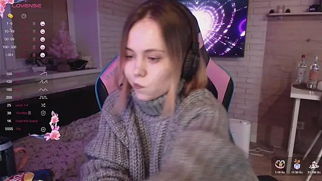 lucy mirror online show from December 20, 8:49 pm