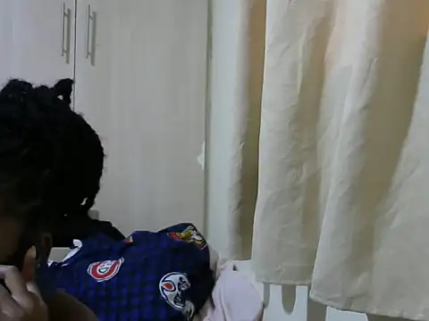 queen-sasha online show from March 7, 12:34 pm